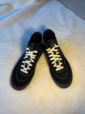 Vans Gilbert Crockett Black High-Top Skate Sneakers Size 9.5